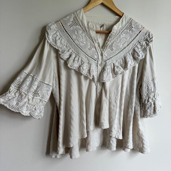 Free People Tops - Free People Walk In The Park Top in Cream White Cotton Ruffle Lace Blouse Size S